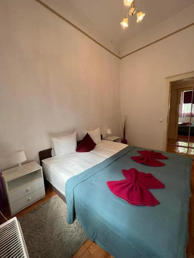 Elena Suite Budapest Apartment